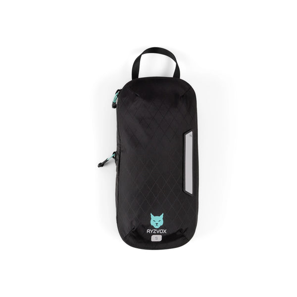 RYZVOX Packing Cube S empty and flat, front panel with the carry loop and label