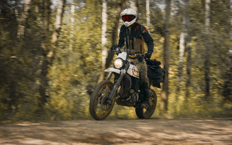 Moto & Adventure Riding