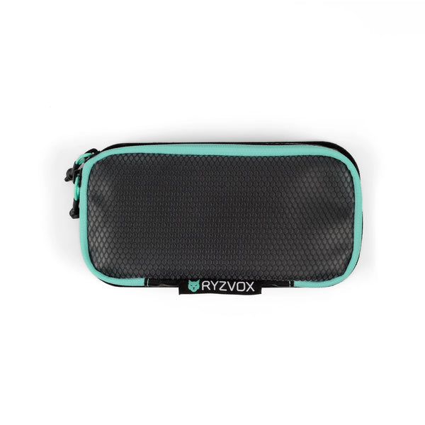 RYZVOX Mesh Pouch S seen from the front, mesh panel with the mint zip and brand label