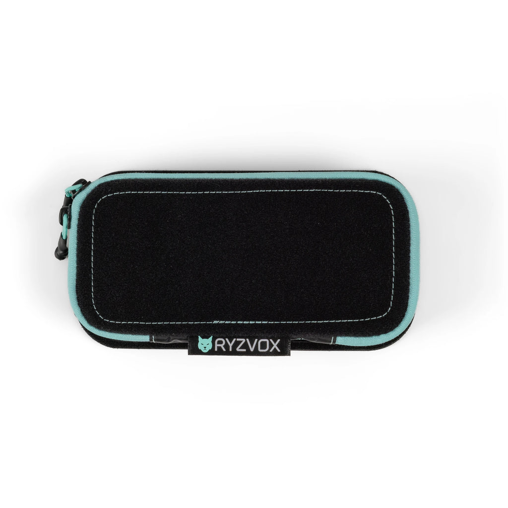 RYZVOX Organizer Pouch S seen from the front, solid panel with mint trim and brand label